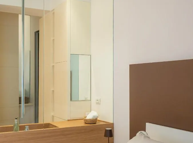 公寓 Torretto 14 *